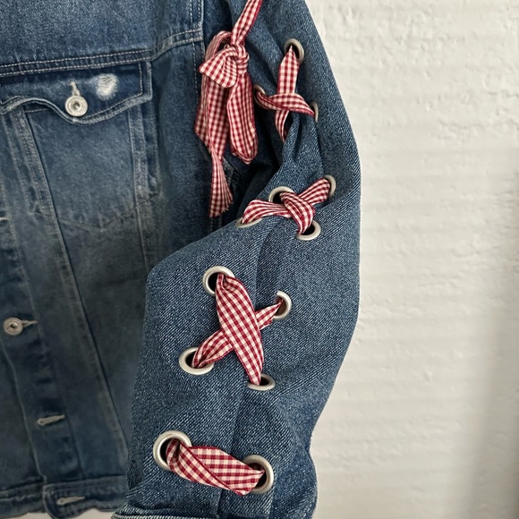 Zara Light Blue Denim Jacket with‎ Ribbons - Picture 4 of 7
